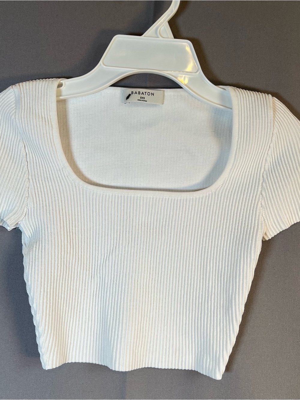 Aritzia Babaton White Sculpt Ribbed Square-Neck Stretch Crop Top sz2XS